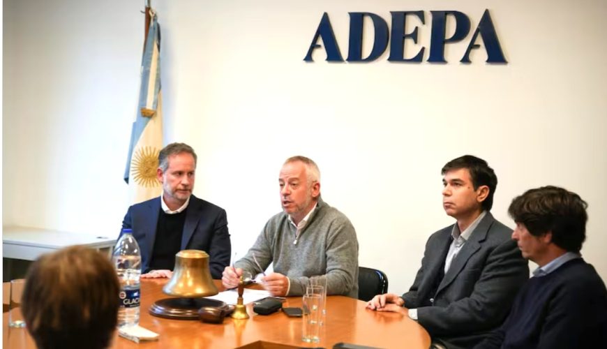 Frente a los nuevos desafíos y ataques desde el poder, lanzan una campaña para revalorizar el periodismo