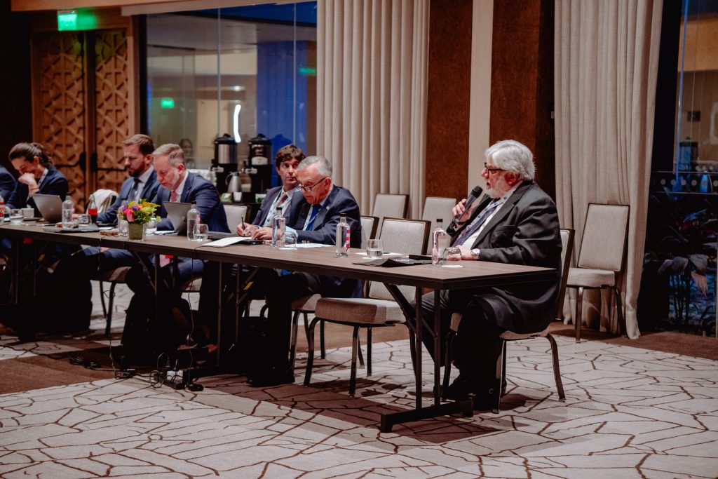 Reunión del Consejo Directivo de AIR en Lima, Perú
